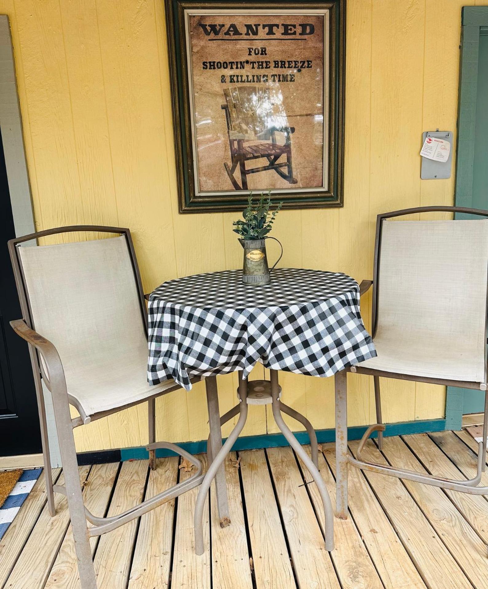 Acorn Hideaways Canton Rustic Old West Frontier Suite Εξωτερικό φωτογραφία